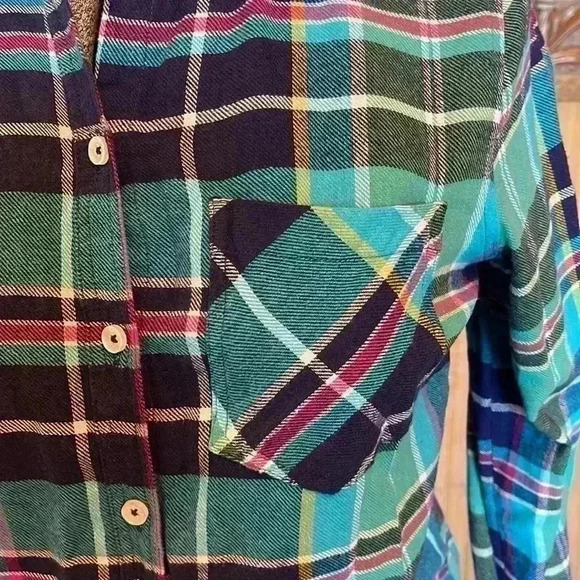 Forever 21 women’s size small fleece. - Picture 2 of 6